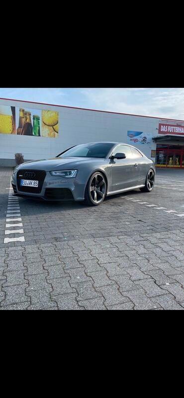 Grau Gebraucht 2013 Audi RS5 Design Coupé | 59.999 € - Bild 1/4