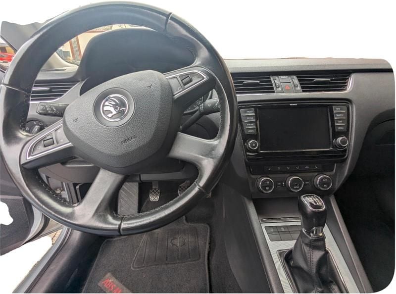 Gebraucht Skoda Octavia 140 PS (102 kW) 2013 Silber Limousine