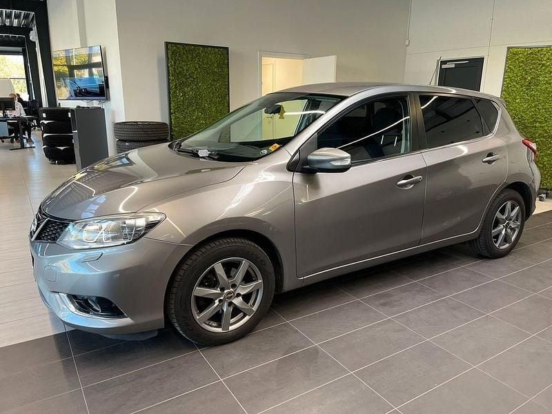 Grau Gebraucht 2015 Nissan Pulsar Tekna Limousine | 4.200 € (Guter Preis) - Bild 1/4