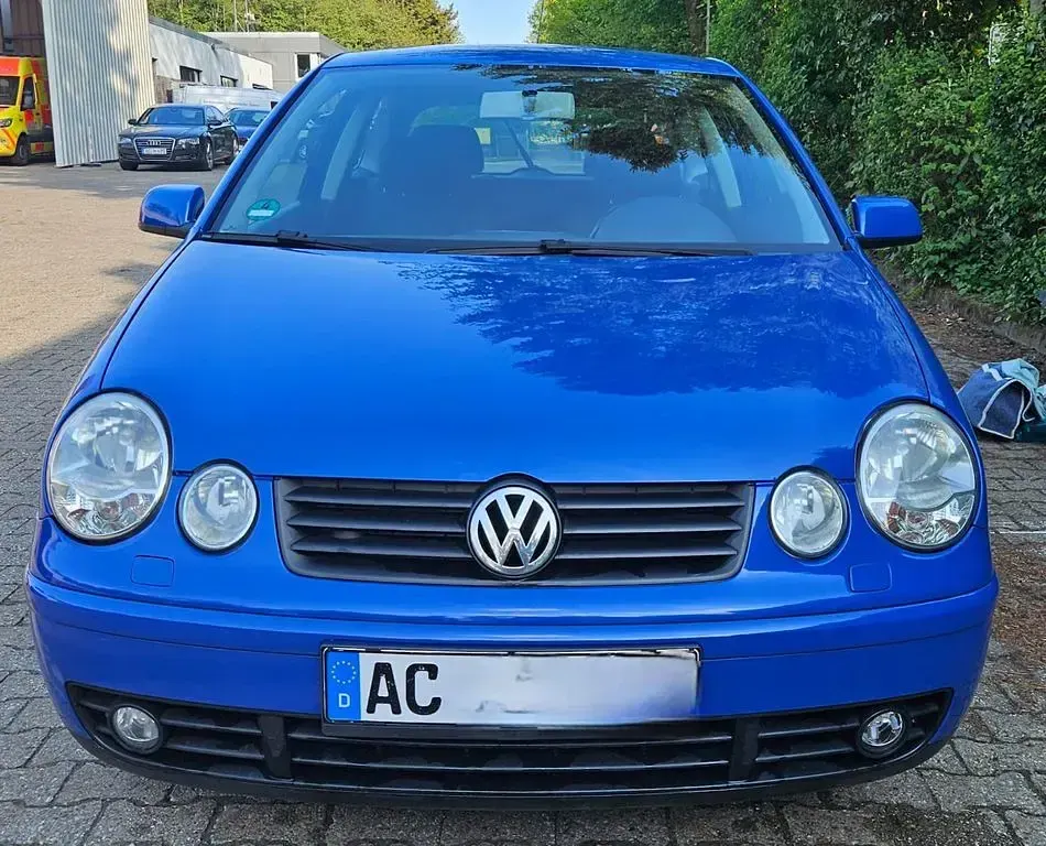 Gebraucht VW Polo Highline 75 PS (55 kW) 2002 Blau Limousine