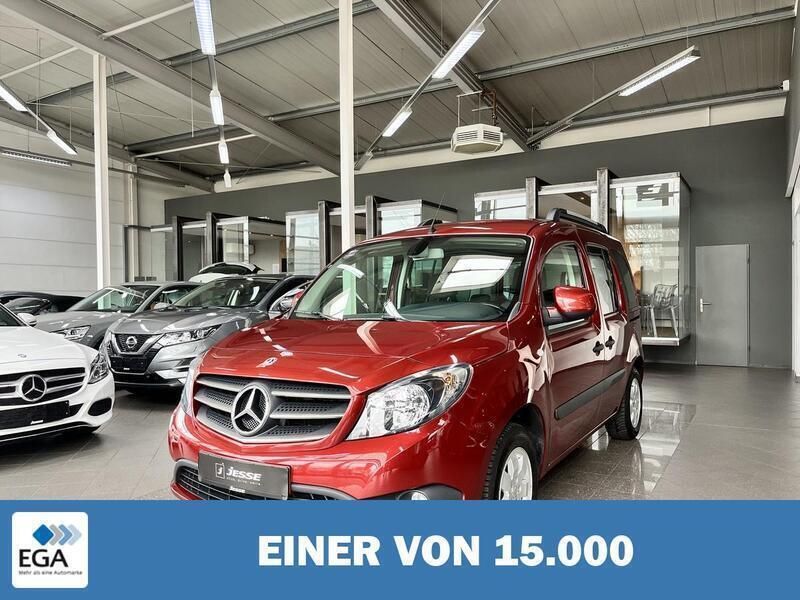 Rot metallic Gebraucht 2019 Mercedes Citan 111 Edition Kombi | 16.900 € (Fairer Preis) - Bild 1/4