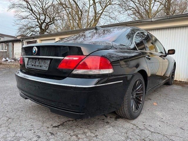 Usata BMW 745 329 CV (241 kW) 2006 Nero Berlina