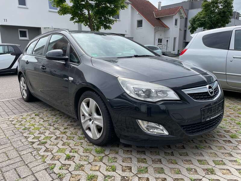 Karbonschw graphitschw midnigh Gebraucht 2011 Opel Astra Kombi | 2.500 € (Superpreis) - Bild 1/4