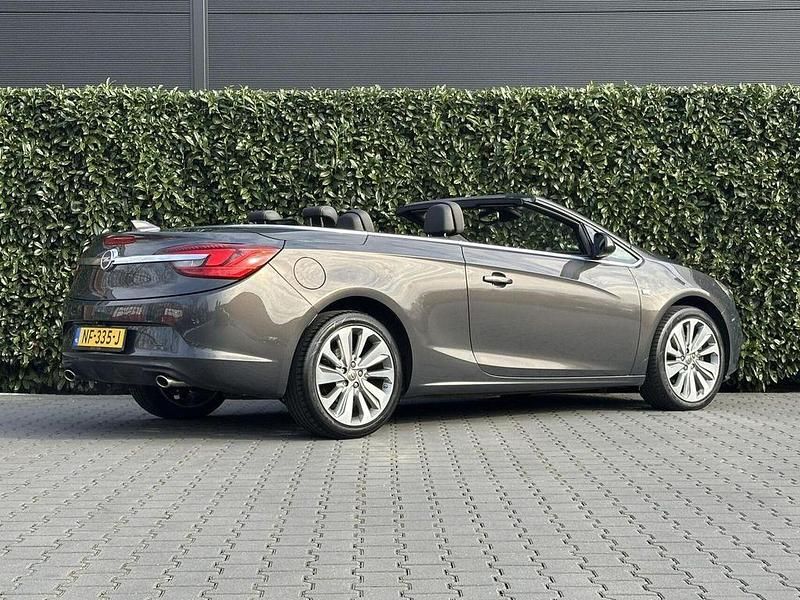 Gebraucht Opel Cascada Innovation 200 PS (147 kW) 2017 Grau Cabrio