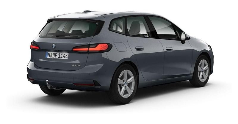 Gebraucht BMW 220 Active Tourer Luxury Line 170 PS (125 kW) 2025 Grau Van / Kleinbus