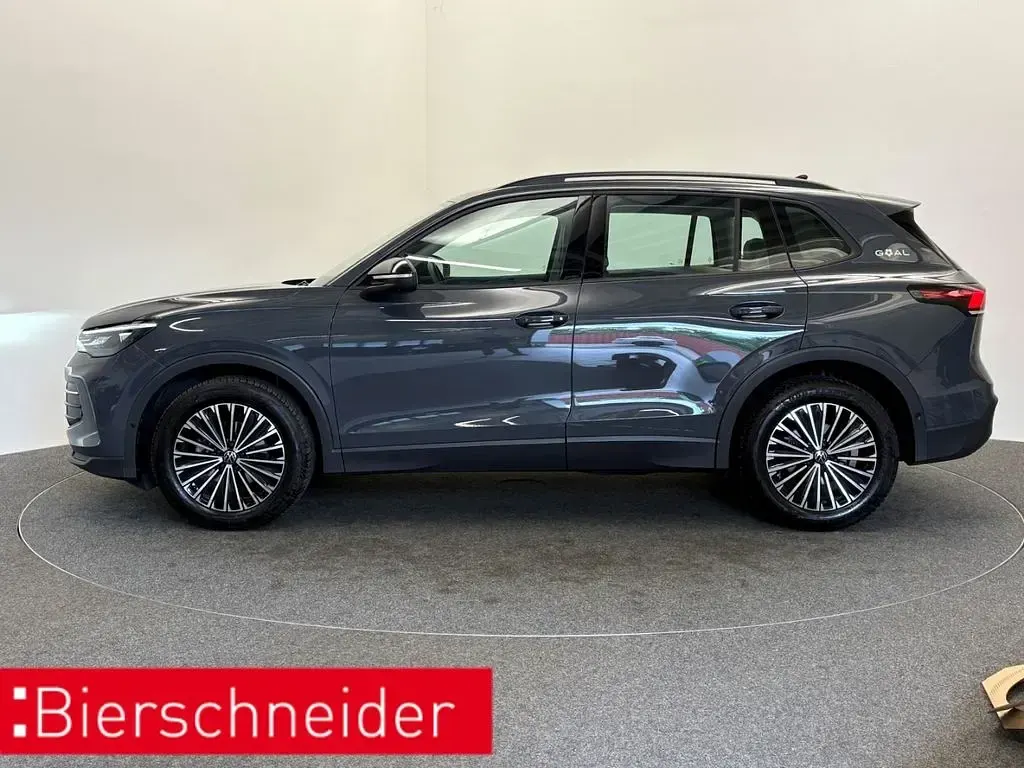 Gebraucht VW Tiguan Goal 150 PS (110 kW) 2025 Grau SUV
