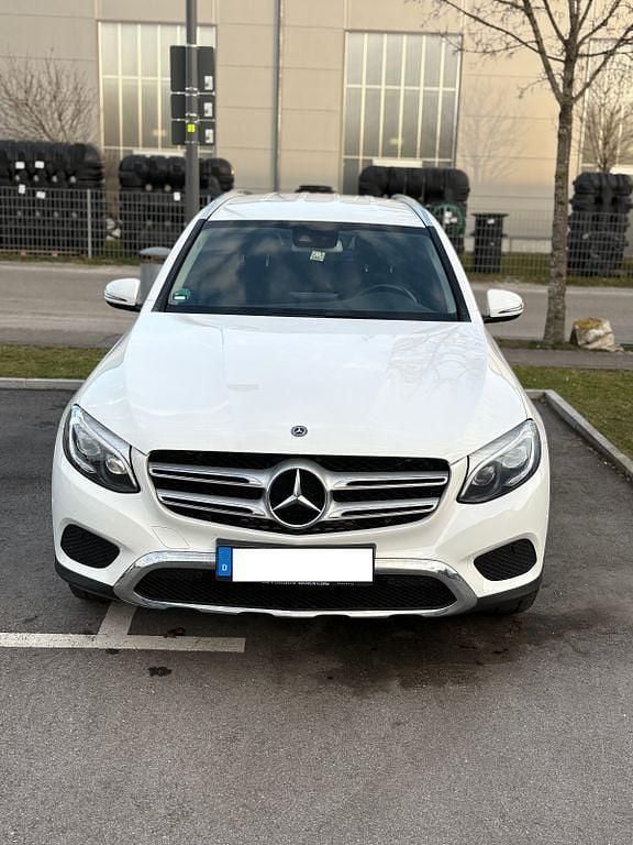 Gebraucht Mercedes GLC220 170 PS (125 kW) 2018 Weiß SUV