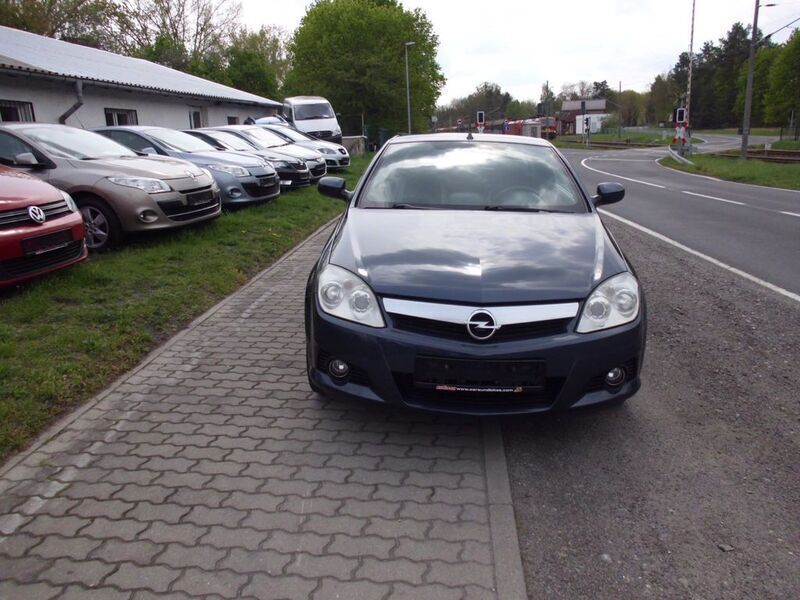 Blau Gebraucht 2008 Opel Tigra Edition Cabrio | 3.000 € (Fairer Preis) - Bild 1/4