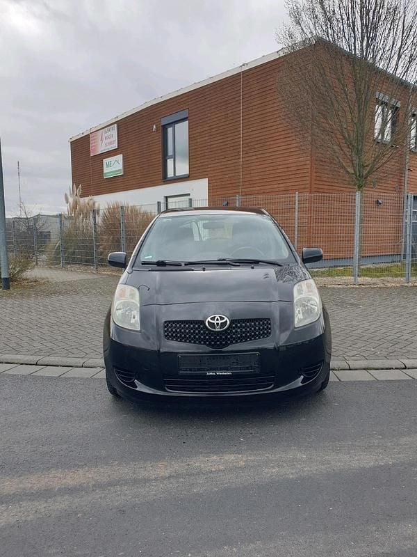 Gebraucht Toyota Yaris 87 PS (63 kW) 2006 Schwarz Kleinwagen