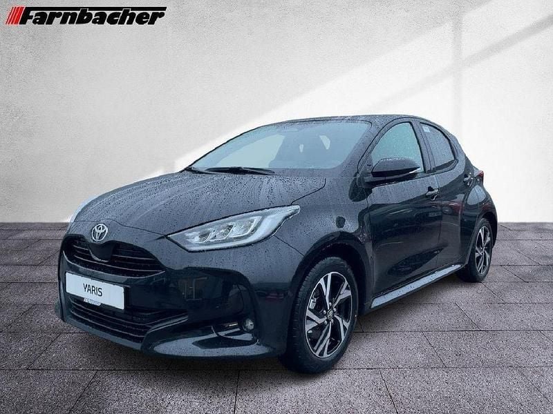 Używany Toyota Yaris Hybrid Comfort 116 KM (85 kW) 2025 Sedan/Limuzyna