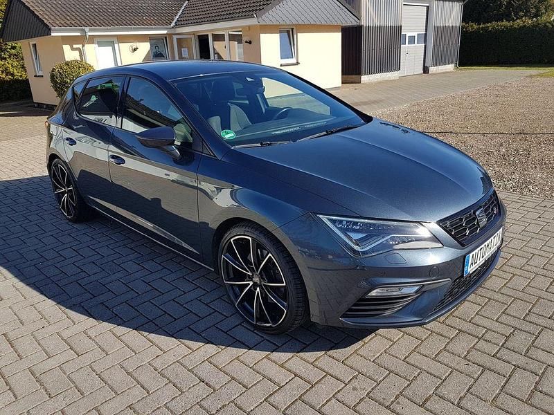 Gebraucht Seat Leon FR 190 PS (139 kW) 2019 Grau Limousine