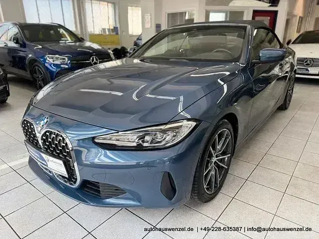 Gebraucht BMW 430 Cabriolet Basis 286 PS (210 kW) 2022 Arctic race blue Cabrio
