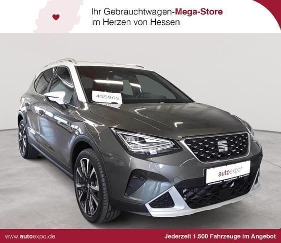 Cliff grau metallic / dach weiß Gebraucht 2024 Seat Arona Xperience SUV | 22.790 € (Guter Preis) - Bild 1/2