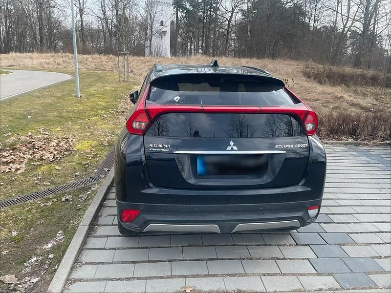 Gebraucht Mitsubishi Eclipse Cross 163 PS (119 kW) 2018 Schwarz SUV