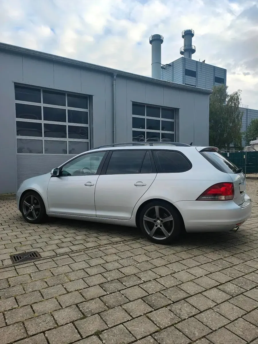 Gebraucht VW Golf VI 105 PS (77 kW) 2010 Grau Kombi
