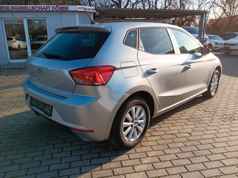 Gebraucht Seat Ibiza Style 95 PS (69 kW) 2024 Silber Kleinwagen