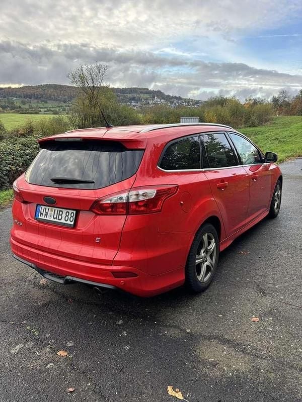 Gebraucht 2013 Ford Focus S Kombi | 2.800 € (Guter Preis) - Bild 1/4