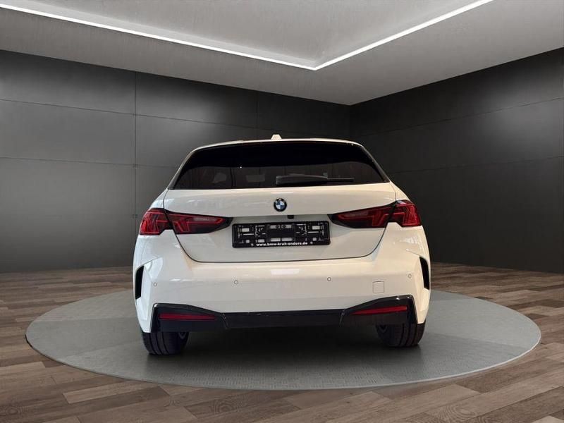 Neu BMW 120 156 PS (114 kW) 2026 Weiß Kleinwagen
