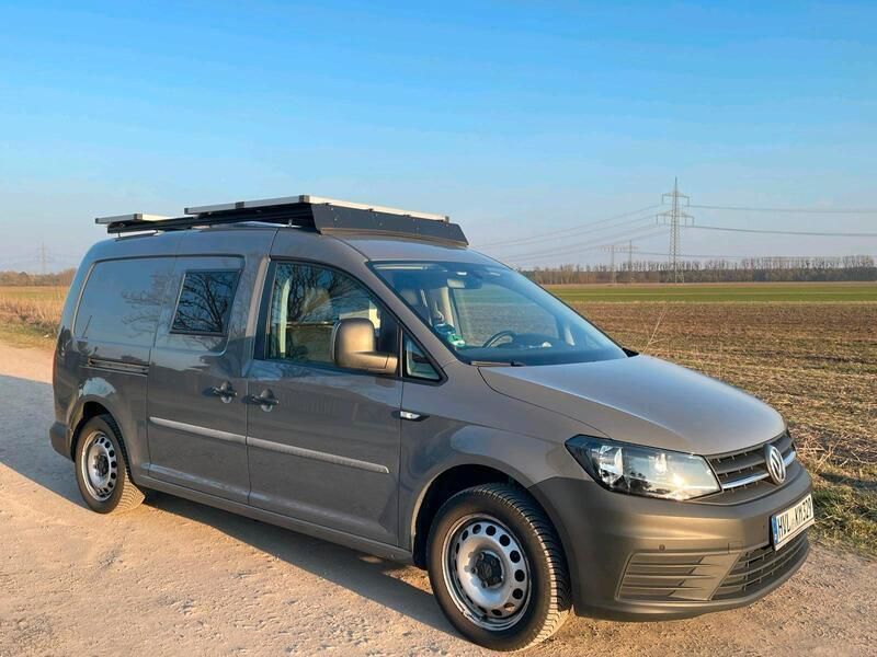 Grau Gebraucht 2017 VW Caddy Maxi Van / Kleinbus | 30.000 € - Bild 1/4