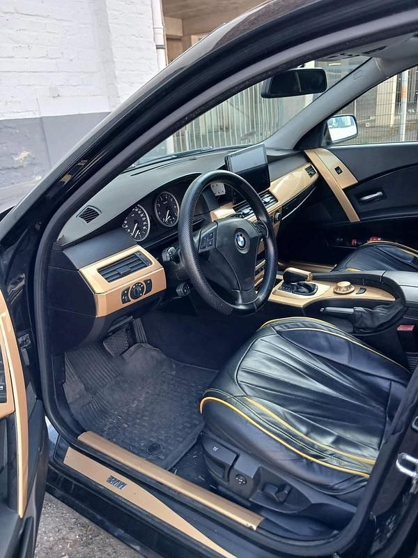 Gebraucht BMW 520 170 PS (125 kW) 2004 Schwarz Limousine