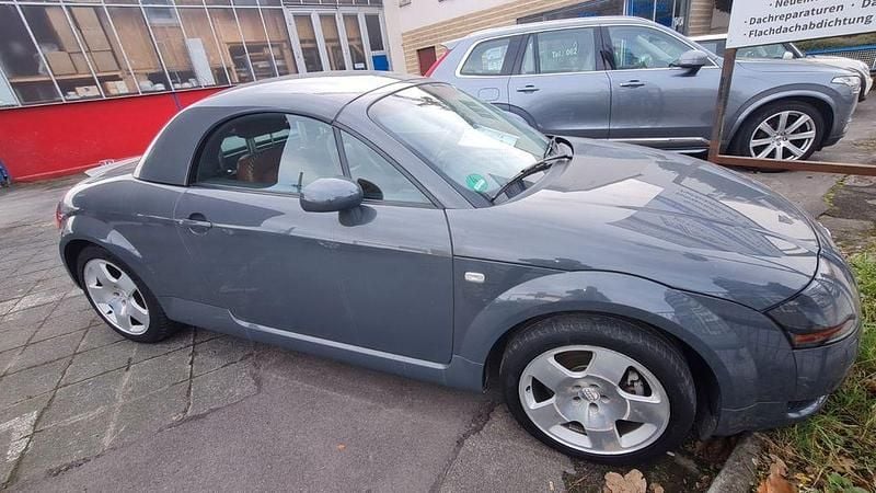 Grau Gebraucht 2001 Audi TT Roadster Sport Cabrio | 5.900 € (Guter Preis) - Bild 1/4