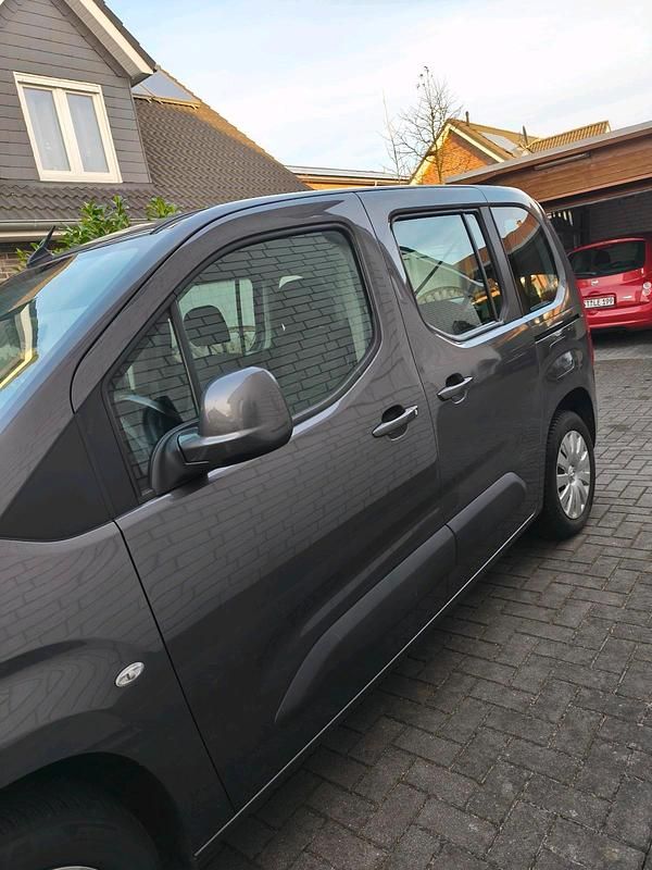 Gebraucht Opel Combo Life 105 PS (77 kW) 2018 Grau Van / Kleinbus