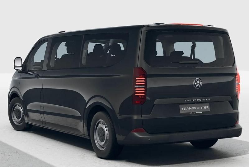 Neu VW T7 150 PS (110 kW) 2026 Schwarz metallic Van