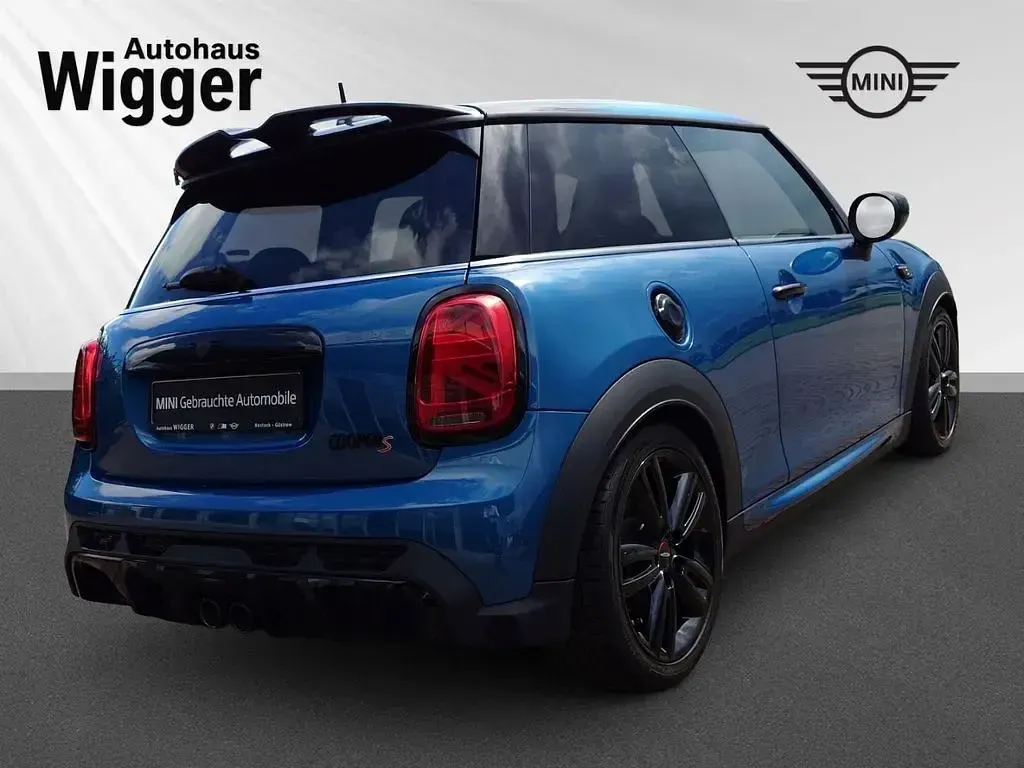 Gebraucht Mini John Cooper Works 178 PS (130 kW) 2022 Blau Kleinwagen