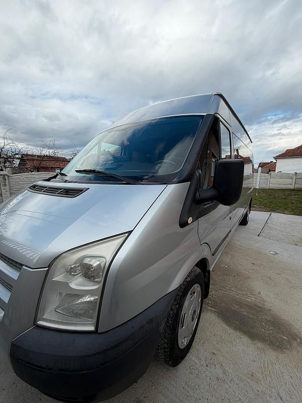 Gebraucht Ford Transit 125 PS (91 kW) 2013 Silber Van / Kleinbus