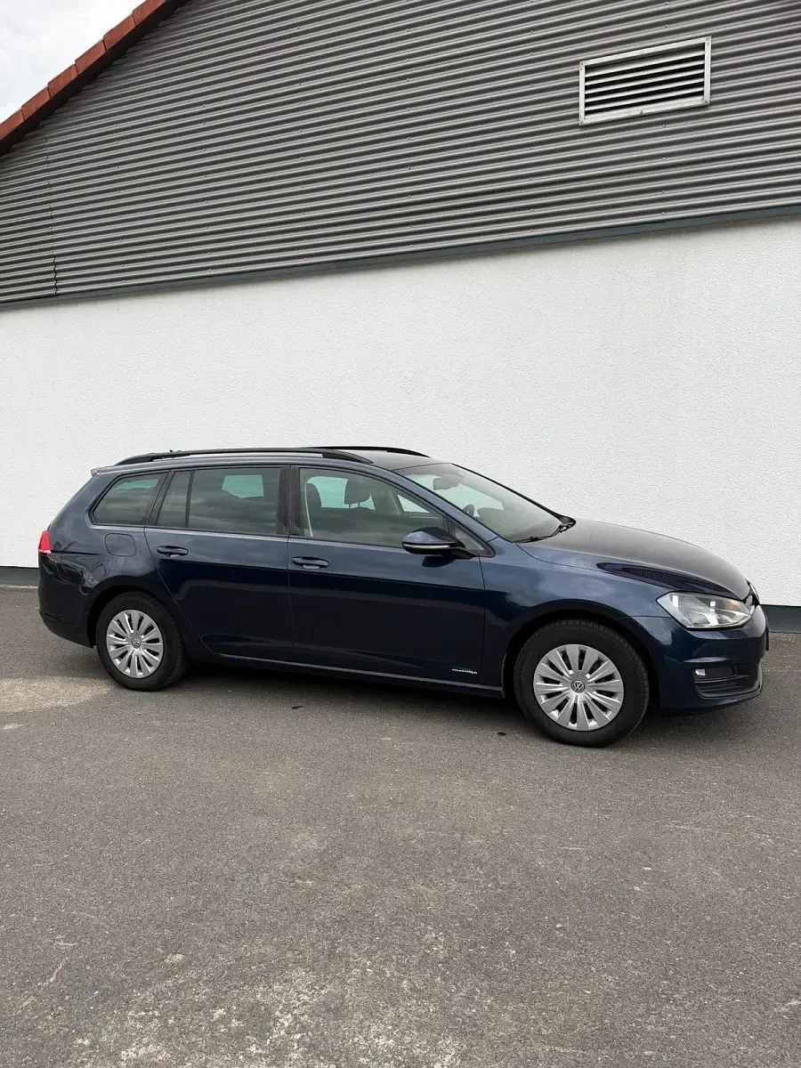 Gebraucht VW Golf VII 110 PS (80 kW) 2015 Blau Kombi