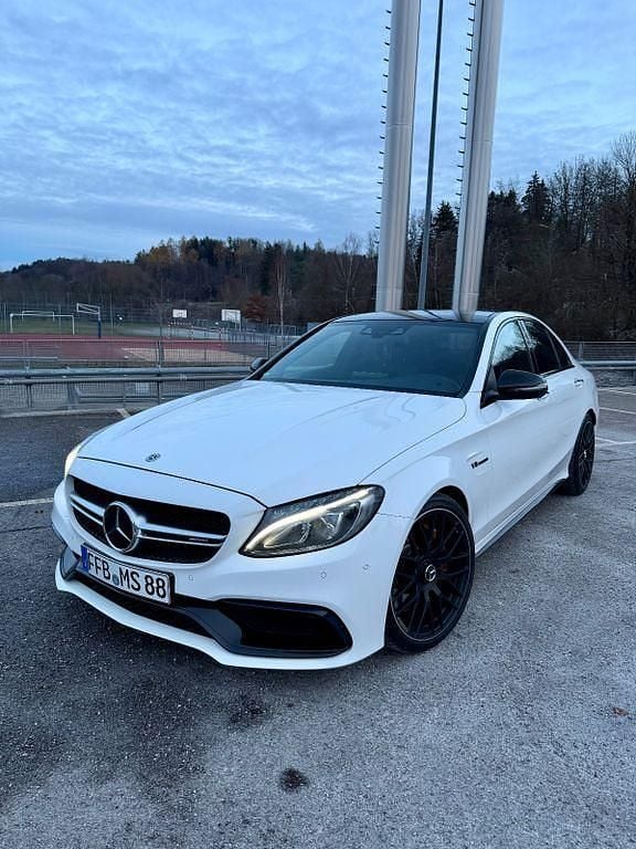 Weiß Gebraucht 2018 Mercedes C63 AMG AMG Limousine | 34.990 € (Superpreis) - Bild 1/4