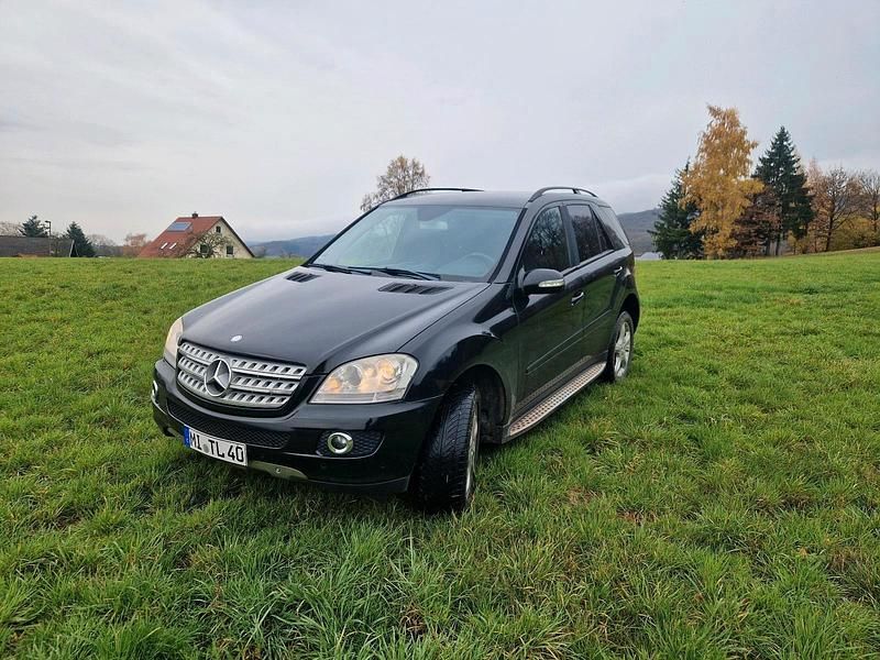 Schwarz Gebraucht 2008 Mercedes ML280 SUV | 6.499 € (Superpreis) - Bild 1/4