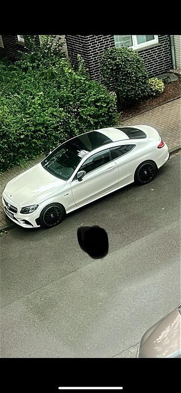 Weiß Gebraucht 2016 Mercedes C43 AMG AMG Coupé | 45.000 € - Bild 1/2