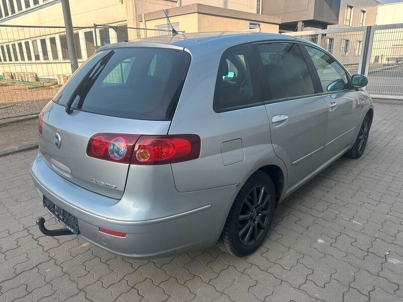 Gebraucht Fiat Croma 147 PS (108 kW) 2006 Silber Limousine