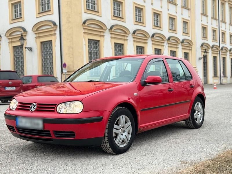 Rot Gebraucht 2002 VW Golf IV Kleinwagen | 1.961 € (Fairer Preis) - Bild 1/4