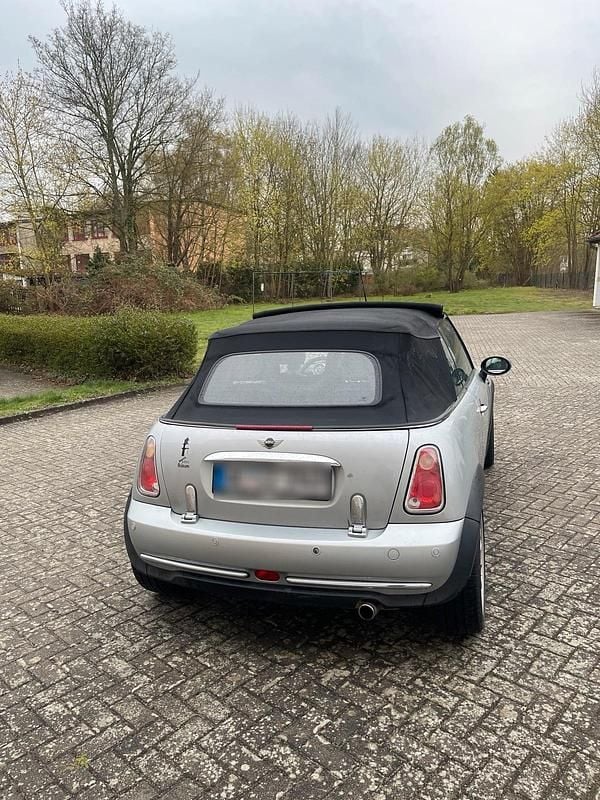 Second-hand Mini Cooper Cabriolet 116 CP (85 kW) 2007 Argintiu Cabrio