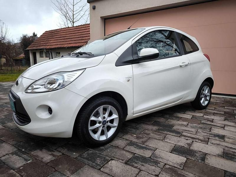 Gebraucht Ford Ka 69 PS (50 kW) 2014 Weiß Kleinwagen