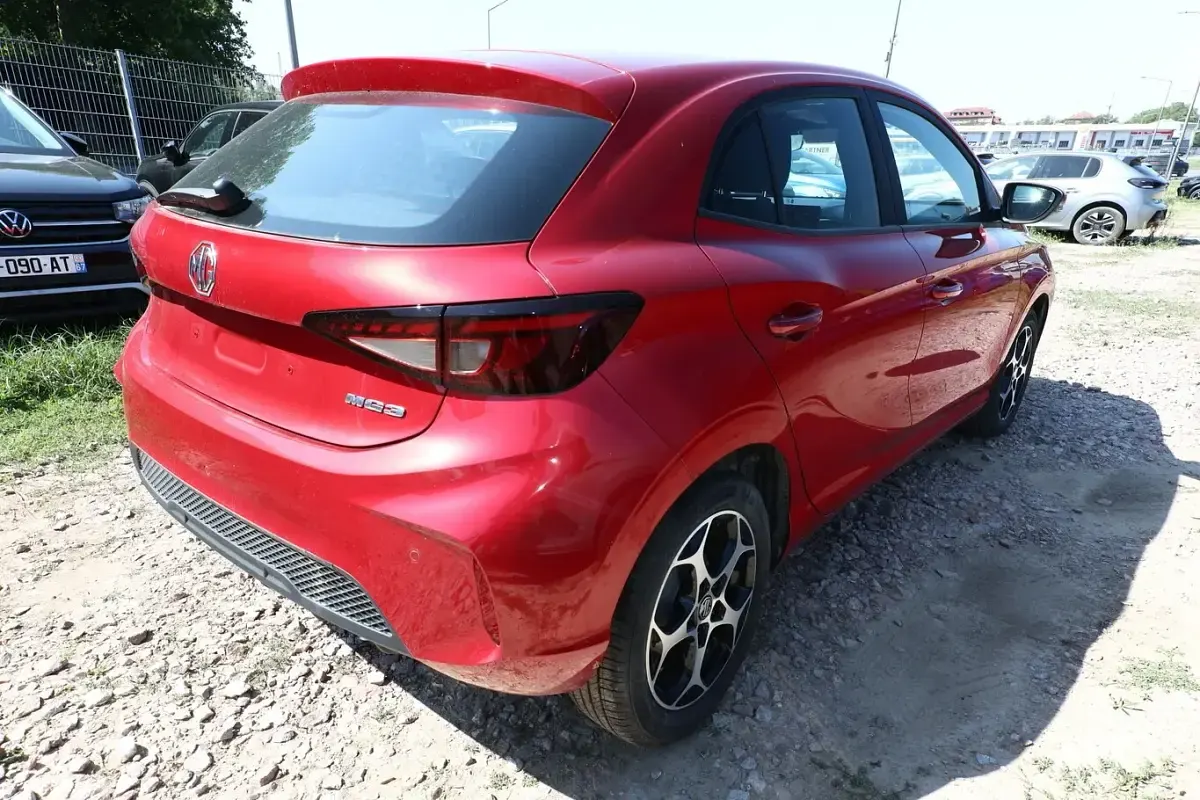Neu MG MG3 Comfort 116 PS (85 kW) 2026 Rot Kleinwagen