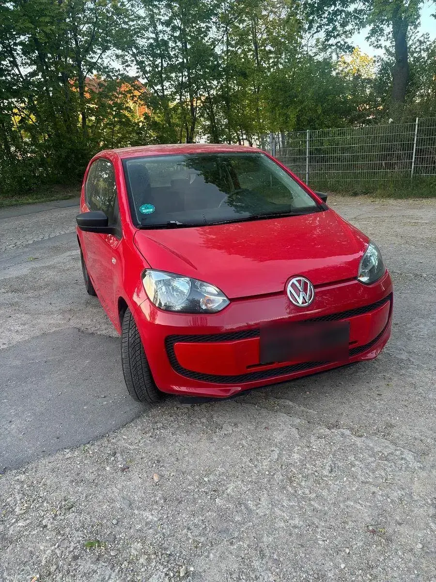 Używany VW up! 75 KM (55 kW) 2012 Czerwony Hatchback