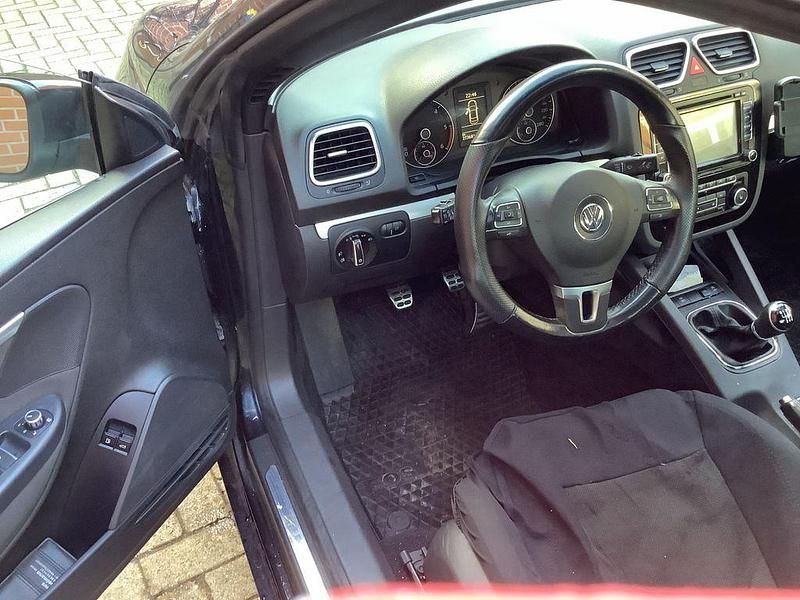 Gebraucht VW Eos Sport 140 PS (102 kW) 2011 Schwarz Cabrio