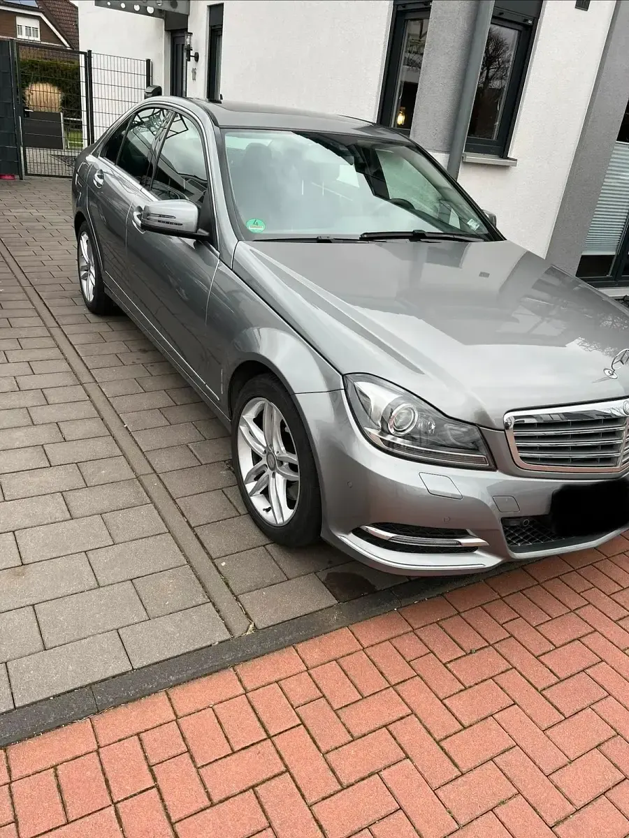 Gebraucht Mercedes C350 Elegance 306 PS (225 kW) 2013 Grau Limousine