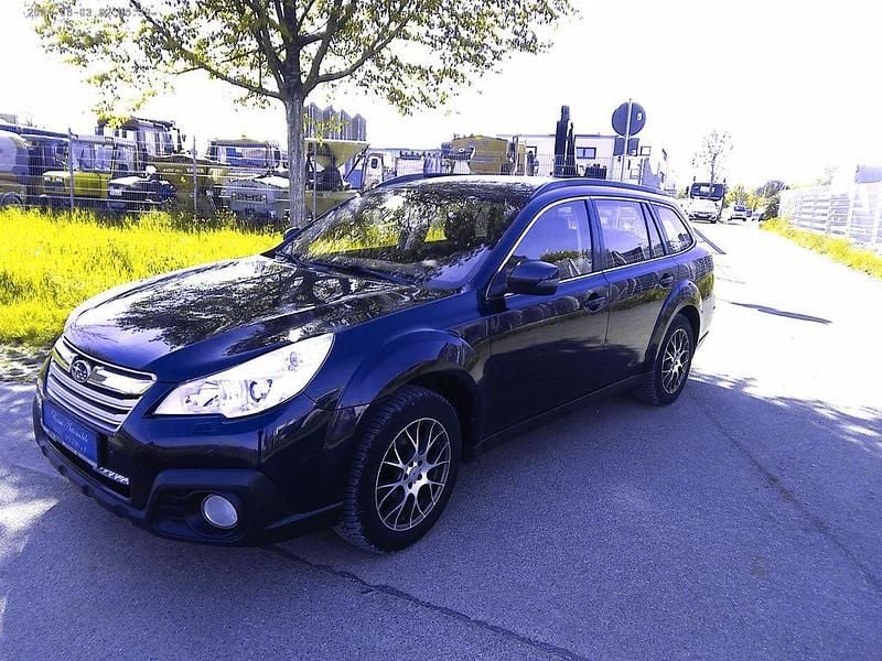 Second-hand Subaru Outback Active 167 CP (122 kW) 2012 Albastru Break