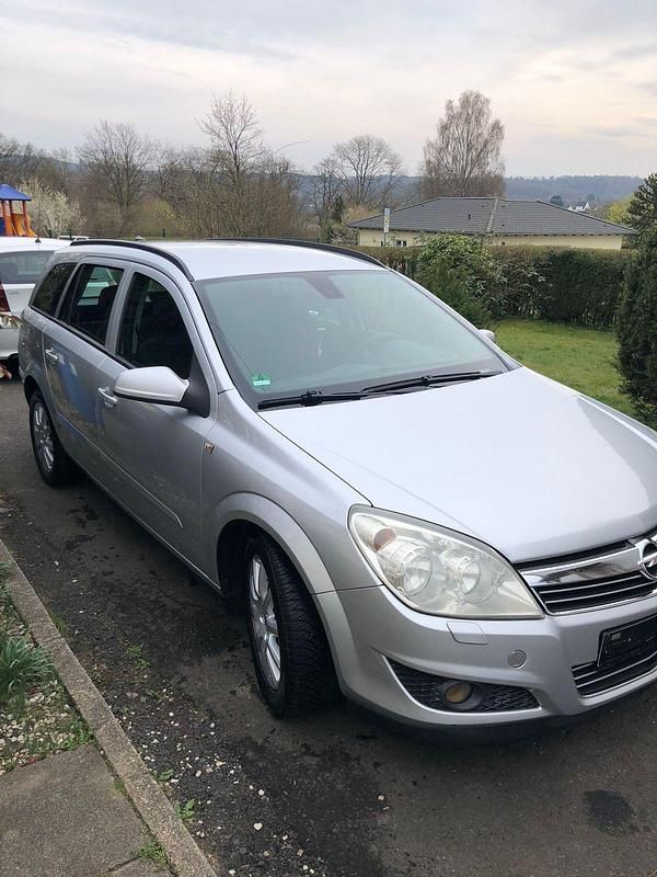 Gebraucht Opel Astra 2007 Silber Kombi