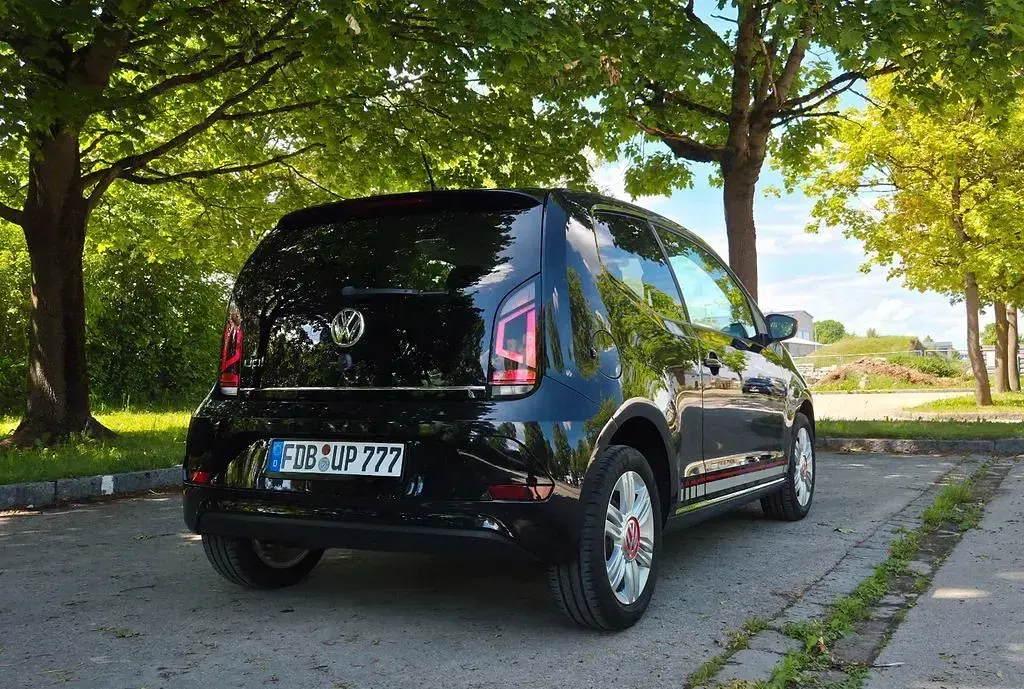 Usado VW up! Beats 75 HP (55 kW) 2019 Preto Citadino