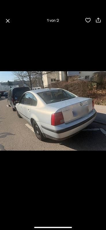Gebraucht VW Passat 101 PS (74 kW) 1997 Silber Limousine