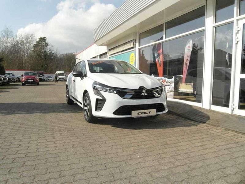 Weiß Gebraucht 2024 Mitsubishi Colt Basis Kleinwagen | 14.990 € (Fairer Preis) - Bild 1/4
