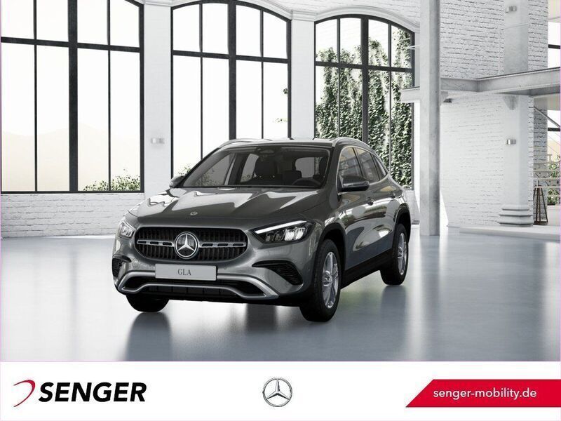 Grau Gebraucht 2023 Mercedes GLA200 Advanced SUV | 35.480 € (Guter Preis) - Bild 1/4