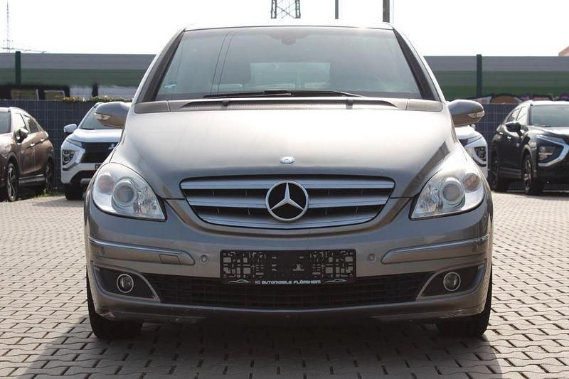 Gebraucht Mercedes B170 116 PS (85 kW) 2008 Grau Van / Kleinbus