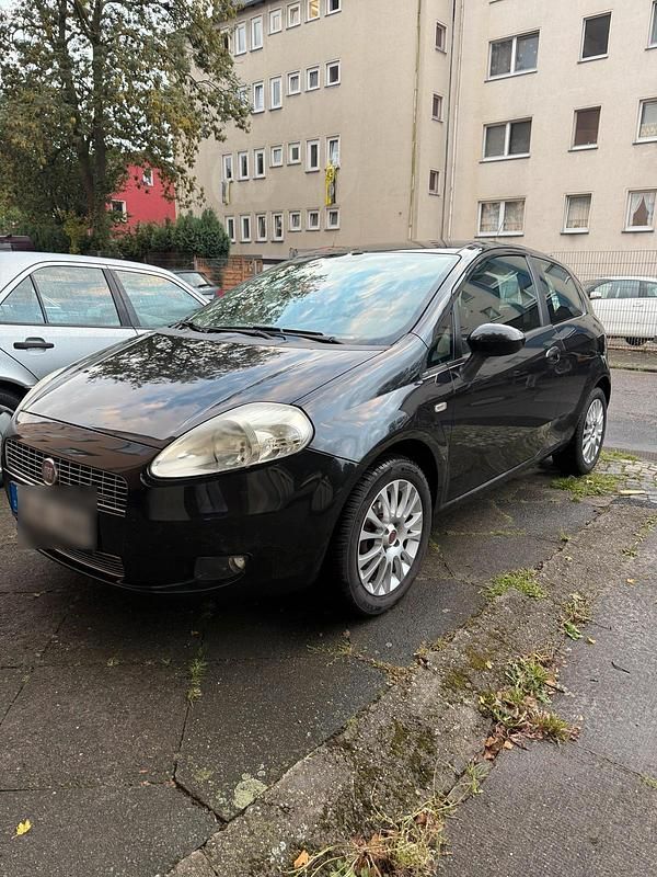 Schwarz Gebraucht 2009 Fiat Punto Kleinwagen | 1.750 € (Fairer Preis) - Bild 1/4