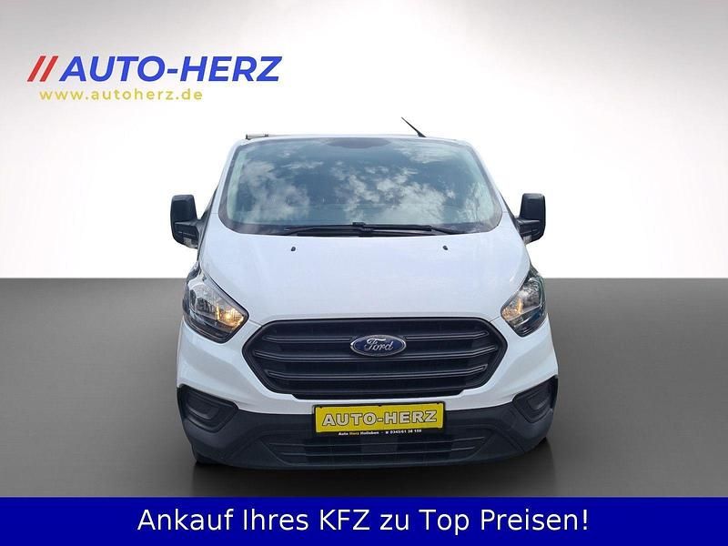 Gebraucht Ford Transit Custom 105 PS (77 kW) 2019 Weiß Van / Kleinbus